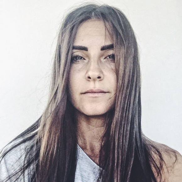 Meet your Posher, Alex - Picture 1 of 1